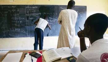 Cameroun : Voici comment les promoteurs d’établissements privés « exploitent » des jeunes diplômés